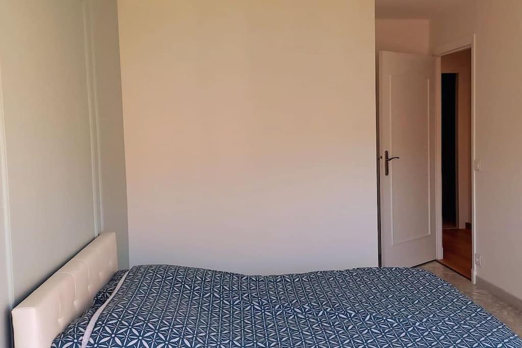 Immeuble Le Regency, Appartement 4 Pieces, 80 Metres De La Plage Menton Exterior foto